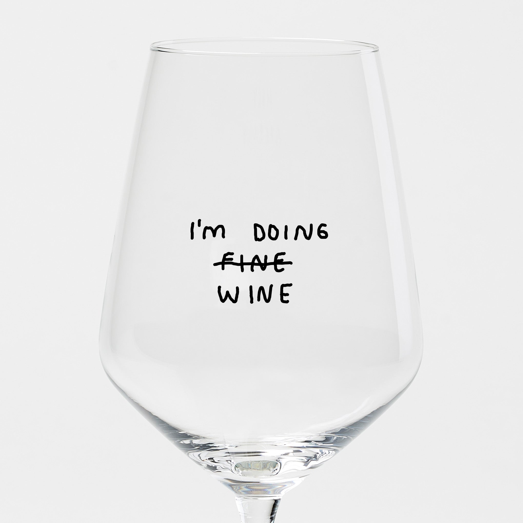 "I'm Doing Wine" Weinglas by Johanna Schwarzer × selekkt